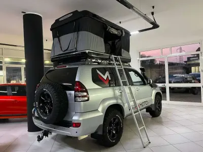 Usata Toyota Land Cruiser Sol 163 CV (119 kW) 2003 Grigio argento SUV
