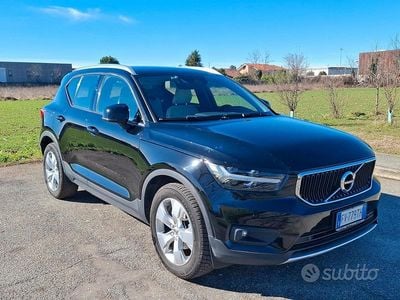 Usata Volvo XC40 Momentum 150 CV (110 kW) 2019 Nero SUV