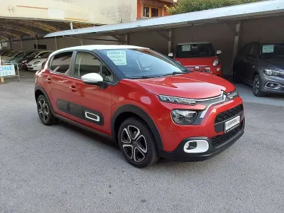 Usata Citroën C3 Feel 102 CV (75 kW) 2022 Rosso Utilitaria