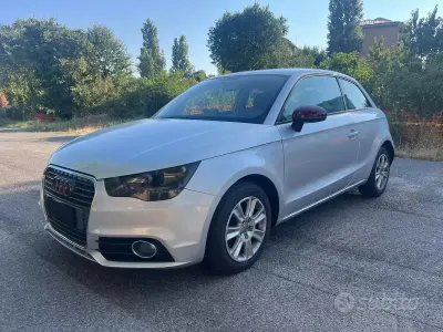 Usata Audi A1 Attraction 86 CV (63 kW) 2011 Grigio Utilitaria