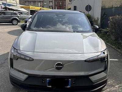 Usata Volvo EX30 Plus 200 kW (272 CV) 2024 Grigio SUV