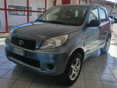 Usata Daihatsu Terios 105 CV (77 kW) 2010 Grigio SUV