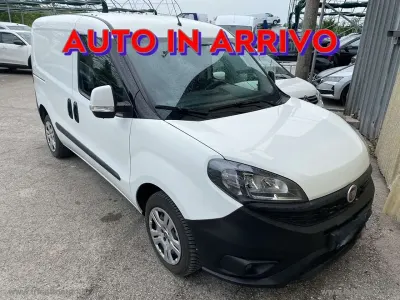 Usata Fiat Doblò 95 CV (69 kW) 2018 Bianco Monovolume