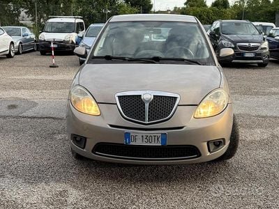 Usata Lancia Ypsilon 77 CV (56 kW) 2007 Grigio Utilitaria