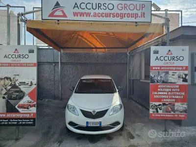 Usata Lancia Ypsilon 80 CV (58 kW) 2016 Bianco Utilitaria