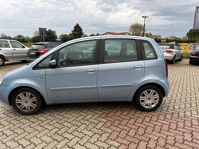 Usata Fiat Idea Active 95 CV (69 kW) 2004 Blu Monovolume