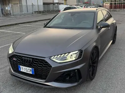 Usata Audi RS4 450 CV (330 kW) 2020 Grigio Station wagon