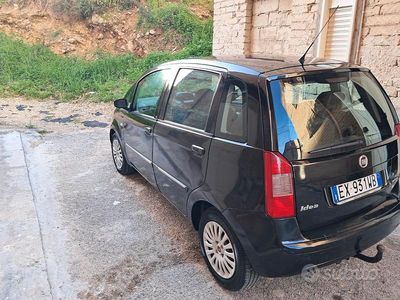 Usata Fiat Idea 90 CV (66 kW) 2005 Nero Monovolume