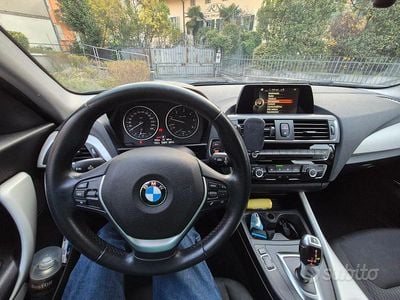 Occasion BMW 118 Sport Line 95 PK (69 kW) 2016 Zwart Hatchback