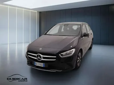 Usata Mercedes B180 116 CV (85 kW) 2022 Nero Utilitaria