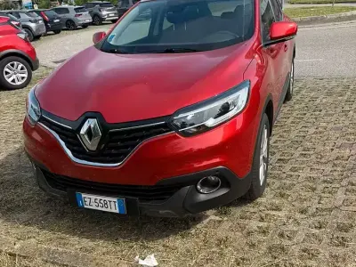 Usata Renault Kadjar 131 CV (96 kW) 2015 Rosso SUV