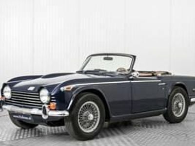 Usata Triumph TR 250 106 CV (77 kW) 1968 Altri Cabrio