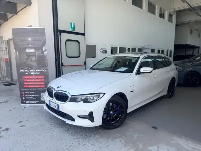 Usata BMW 320 Advantage 163 CV (119 kW) 2022 Bianco Station wagon