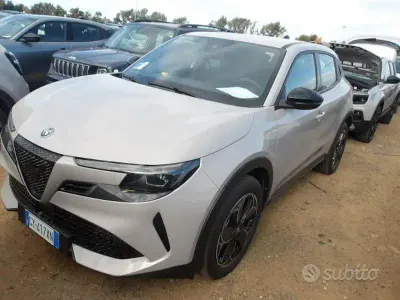 Occasion Alfa Romeo Junior 114 kW (156 ch) 2025 Blanc SUV