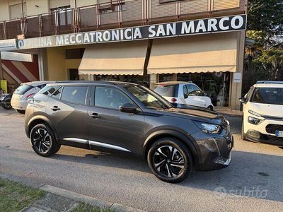 Usata Peugeot 2008 Allure 131 CV (96 kW) 2020 Grigio SUV