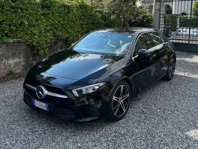 Begagnad Mercedes 180 116 HK (85 kW) 2019 Svart Sedan