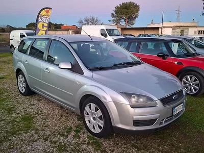 Usata Ford Focus S 90 CV (66 kW) 2007 Grigio Station wagon