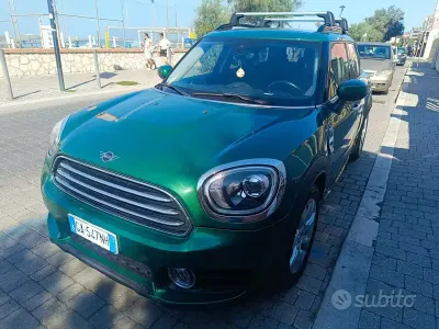 Usata Mini Countryman 102 CV (75 kW) 2020 Verde SUV
