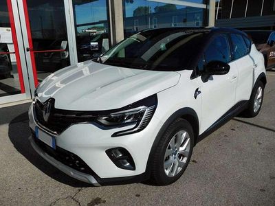 Usata Renault Captur Intens 159 CV (116 kW) 2022 Bianco SUV
