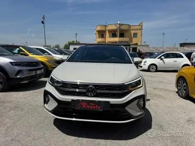 Usata VW Taigo R-line 110 CV (80 kW) 2023 Beige SUV