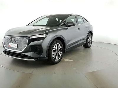 Usata Audi Q4 e-tron Advanced 88 kW (121 CV) 2024 Grigio taifun metallizzato SUV