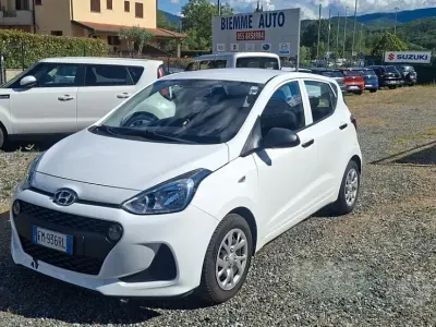 Usata Hyundai i10 67 CV (49 kW) 2017 Bianco Utilitaria