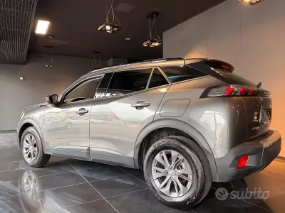 Occasion Peugeot 2008 Style 101 PK (74 kW) 2022 Grijs SUV