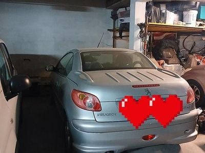 Usata Peugeot 206 109 CV (80 kW) 2004 Grigio Cabrio