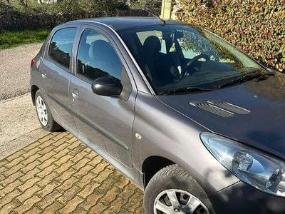 Grigio Usata 2010 Peugeot 206 Berlina | 3200 € (Buon prezzo)