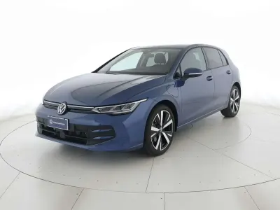 Usata VW Golf VIII Edition 204 CV (150 kW) 2025 Anemone blue metallizzato Berlina