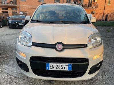 Begagnad Fiat Panda Lounge 80 HK (58 kW) 2014 Beige Halvkombi