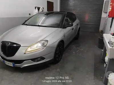 Usata Lancia Delta Silver 105 CV (77 kW) 2011 Grigio Utilitaria