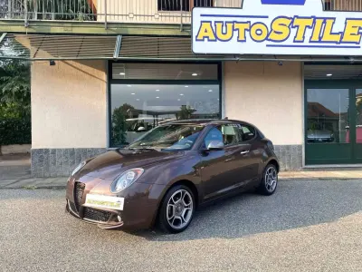 Usata Alfa Romeo MiTo 105 CV (77 kW) 2011 Bronzo Utilitaria