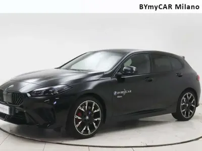Nuova BMW 118 M Sport 150 CV (110 kW) 2025 Black sapphire metallizzato Utilitaria