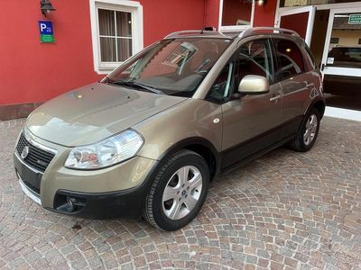 Usata Fiat Sedici 120 CV (88 kW) 2007 Marrone SUV