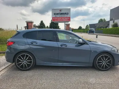 Gebraucht BMW 118 M Sport 150 PS (110 kW) 2021 Grau Kleinwagen