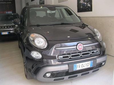Käytetty Fiat 500L Cross 120 HP (88 kW) 2018 Musta Tila-auto