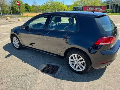 Usata VW Golf VII Business 116 CV (85 kW) 2019 Nero Berlina