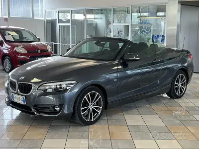 Usata BMW 220 Sport Line 190 CV (139 kW) 2018 Grigio Cabrio