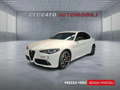 Nuova Alfa Romeo Giulia Veloce 210 CV (154 kW) 2026 Bianco Berlina