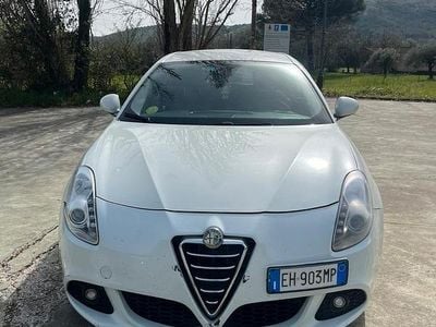 Usata Alfa Romeo Giulietta 2011 Bianco Utilitaria