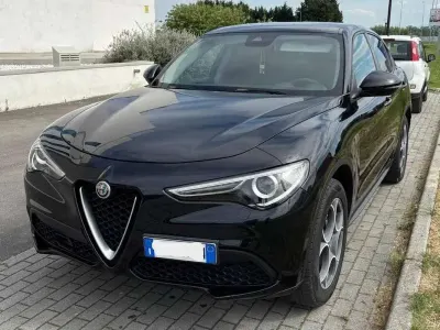 Usata Alfa Romeo Stelvio Executive 190 CV (139 kW) 2019 Nero SUV
