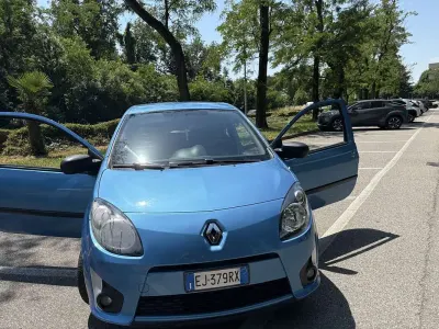 Usata Renault Twingo 75 CV (55 kW) 2011 Utilitaria