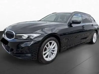 Usata BMW 318 Advantage 156 CV (114 kW) 2025 Nero Station wagon