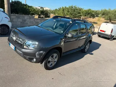 Usata Dacia Duster Lauréate 109 CV (80 kW) 2015 Nero SUV