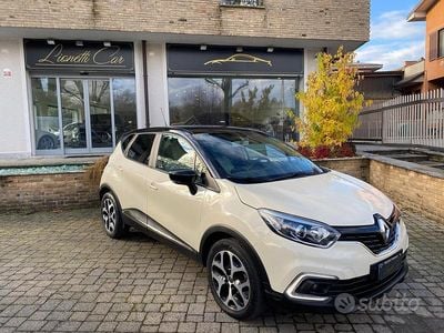 Usata Renault Captur 90 CV (66 kW) 2019 Beige SUV