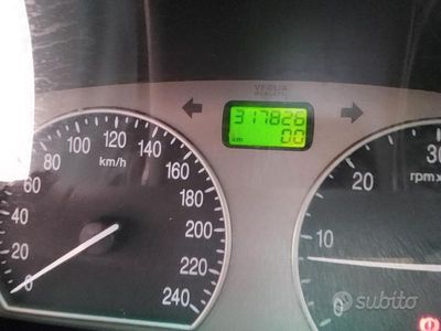 Usata Lancia Lybra 140 CV (102 kW) 2001 Grigio Station wagon