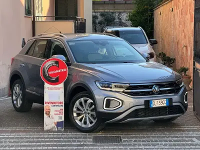 Usata VW T-Roc Style 150 CV (110 kW) 2022 Grigio SUV