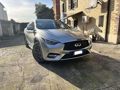 Usata Infiniti Q30 Premium 170 CV (125 kW) 2016 Grigio Berlina