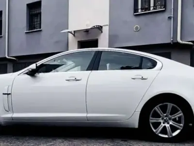 Usata Jaguar XF Luxury 241 CV (177 kW) 2011 Berlina